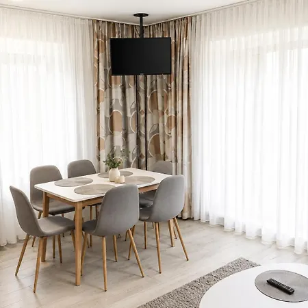 Apartment Czarna Gora B11 *